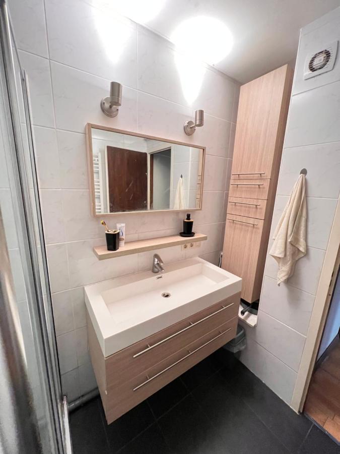 Sarhan Two-Room Apartment Brusel Exteriér fotografie